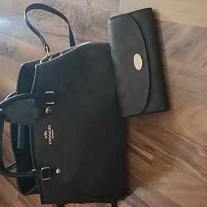 Coach purse and wallet set